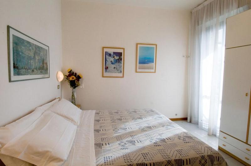 Residence Caterina Cattolica Exterior foto